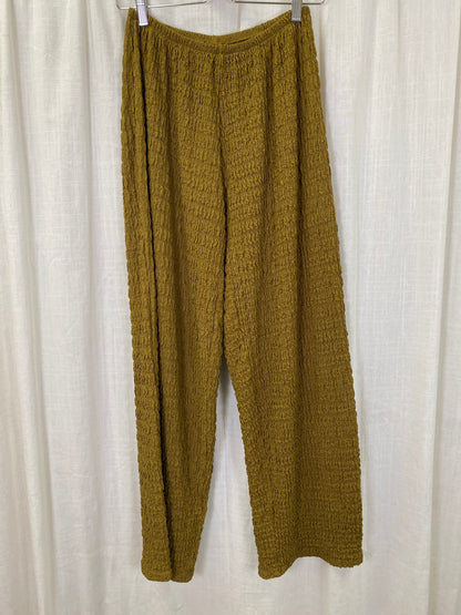 Textured Wide Leg Pants (M*)