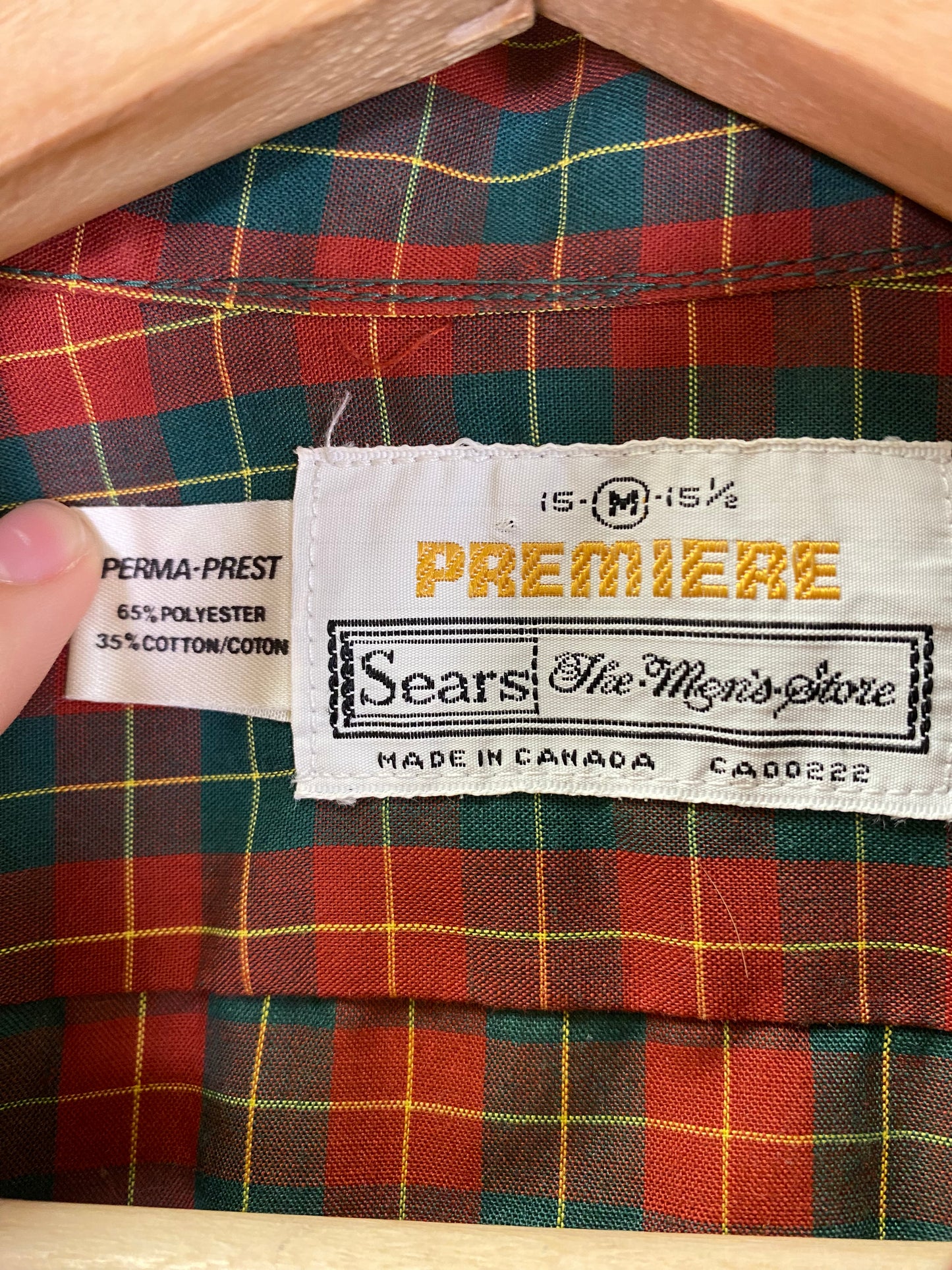 Premiere Plaid Button Up (M)