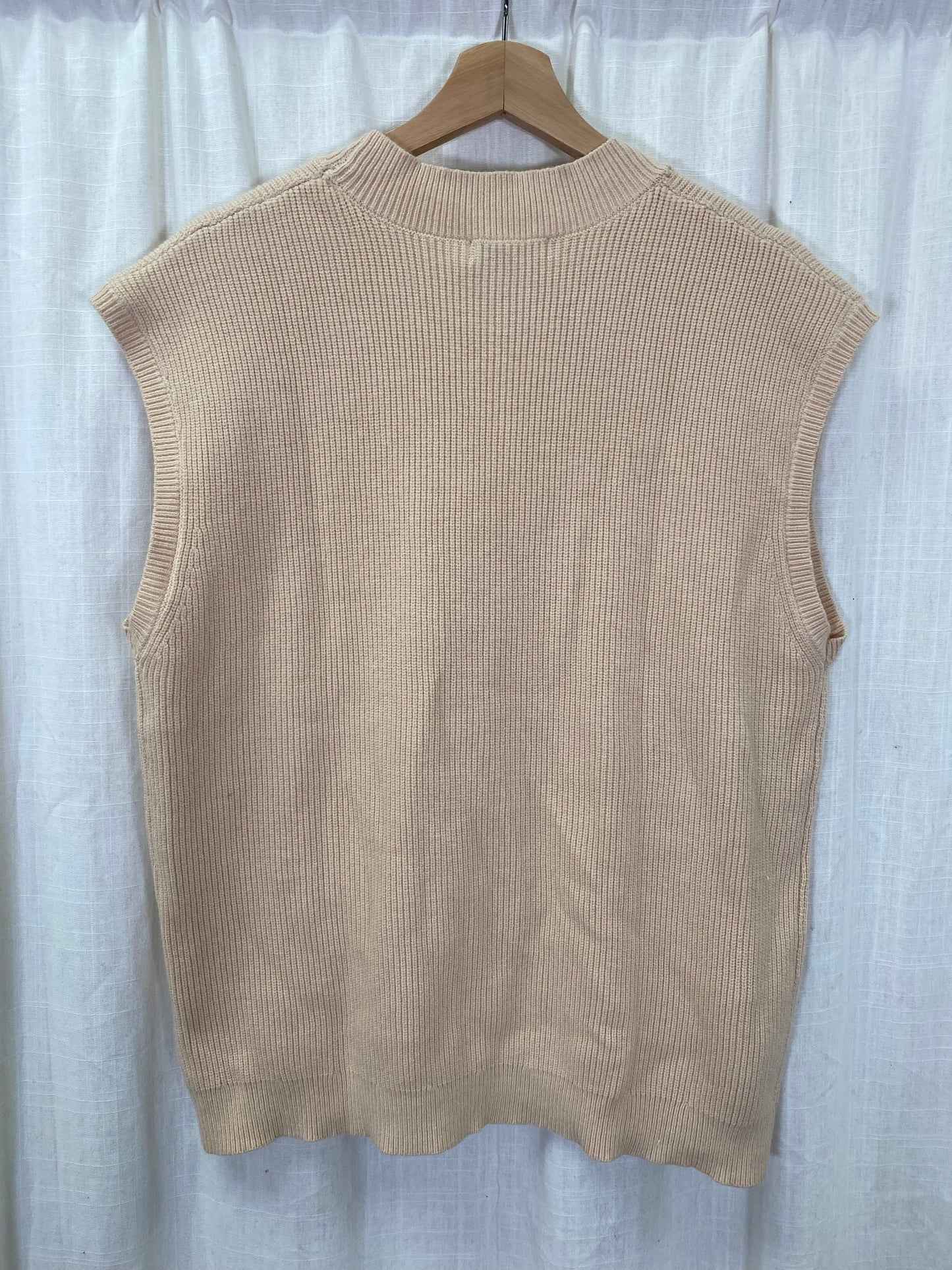 Amarmia Vest (2XL)