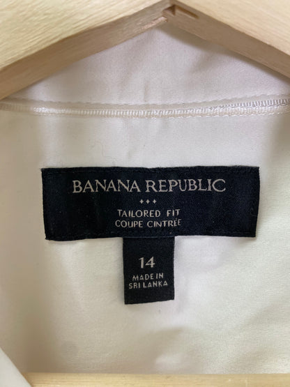 Banana Republic Button Up (14)