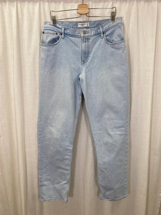 Abercrombie & Fitch Jeans (32)